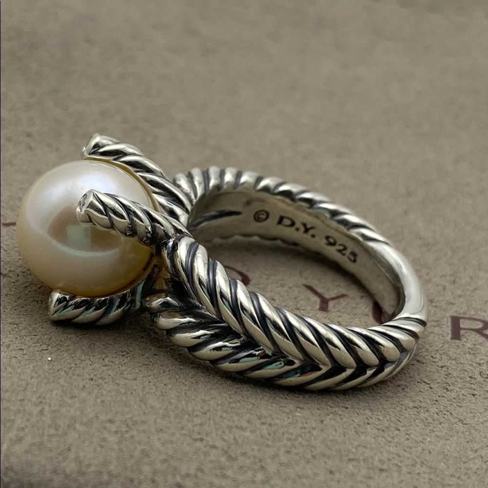 DAVID YURMAN Cultured Freshwater Pearl & Diamonds - Picture 5 of 7